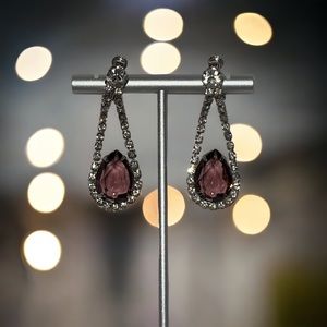 Vintage tear drop dangle earrings